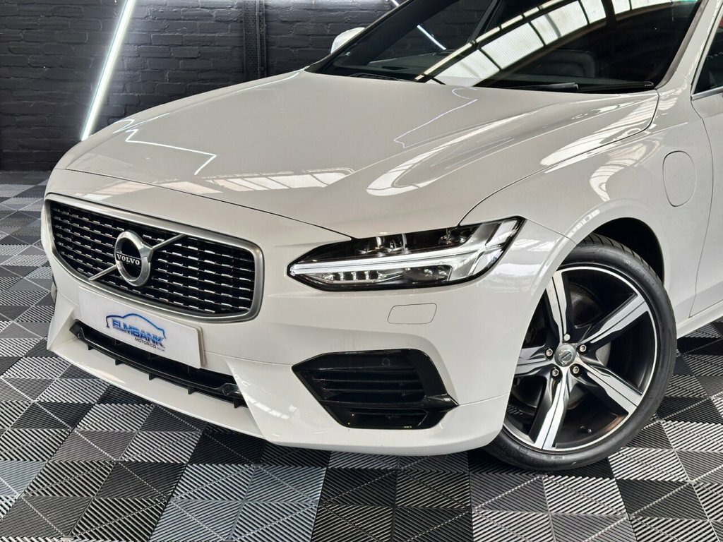 Volvo S90 2L R-design Pro SN19XWR White #3