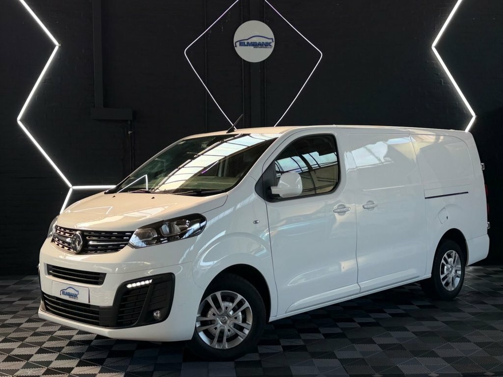 Vauxhall Vivaro 1.5L Sportive DS70LTO White #4