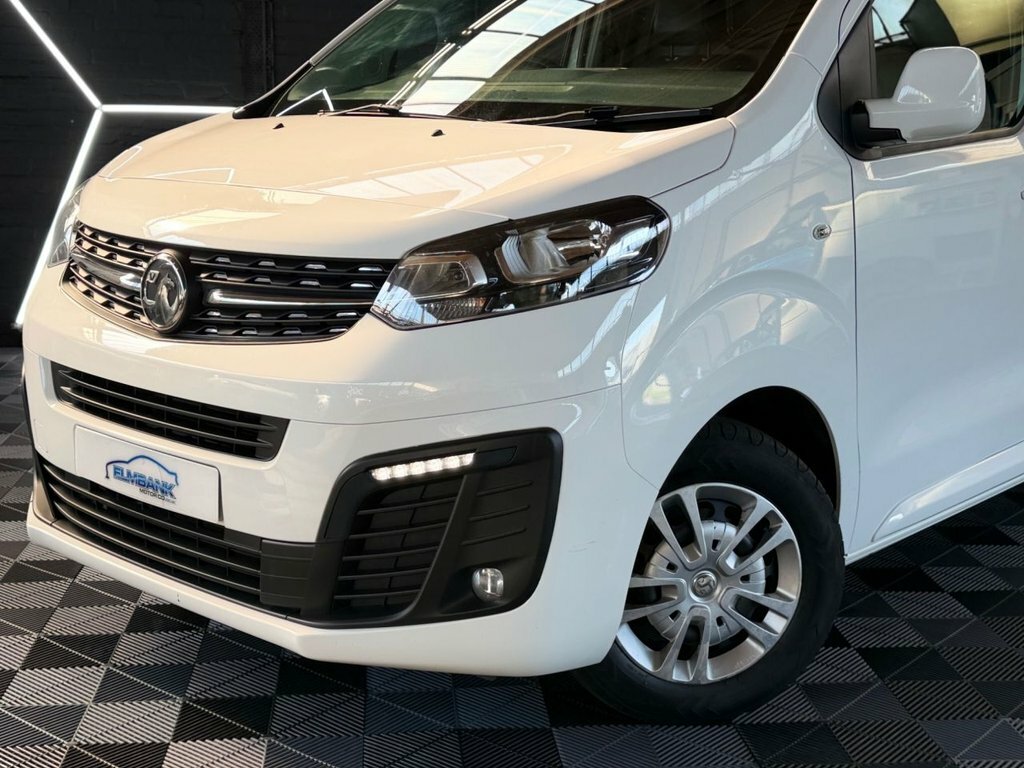 Vauxhall Vivaro 1.5L Sportive DS70LTO White #5