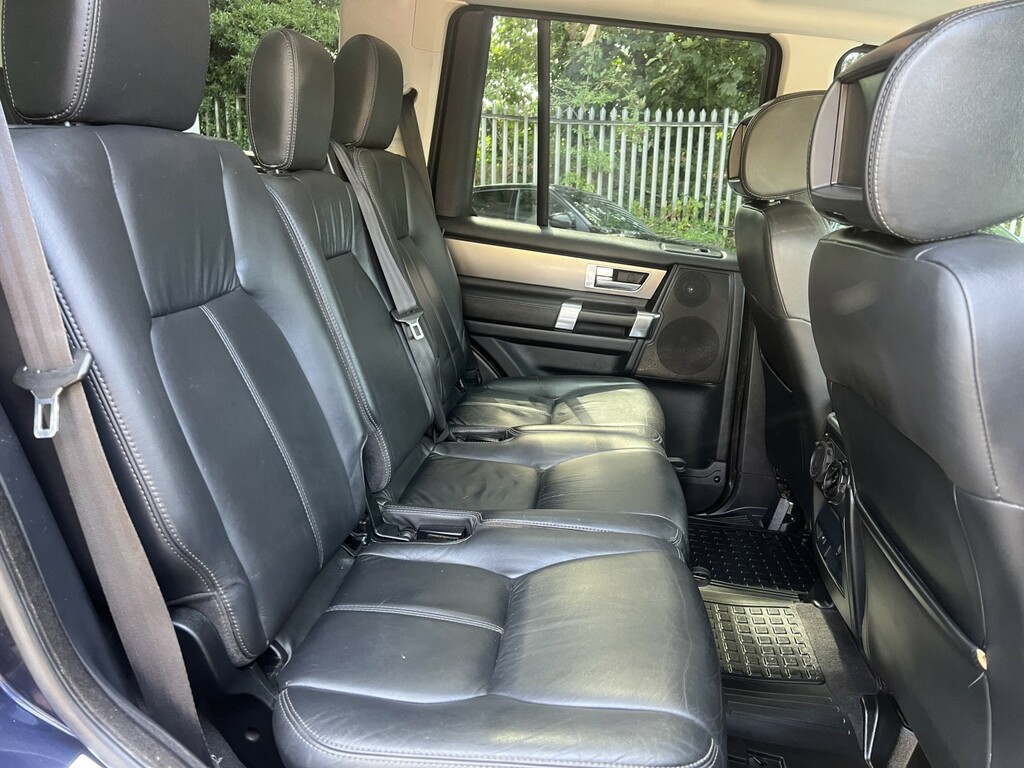 Land Rover Discovery 4 Suv 3.0 Sd V6 Hse 2014 FD14XSL Blue #3