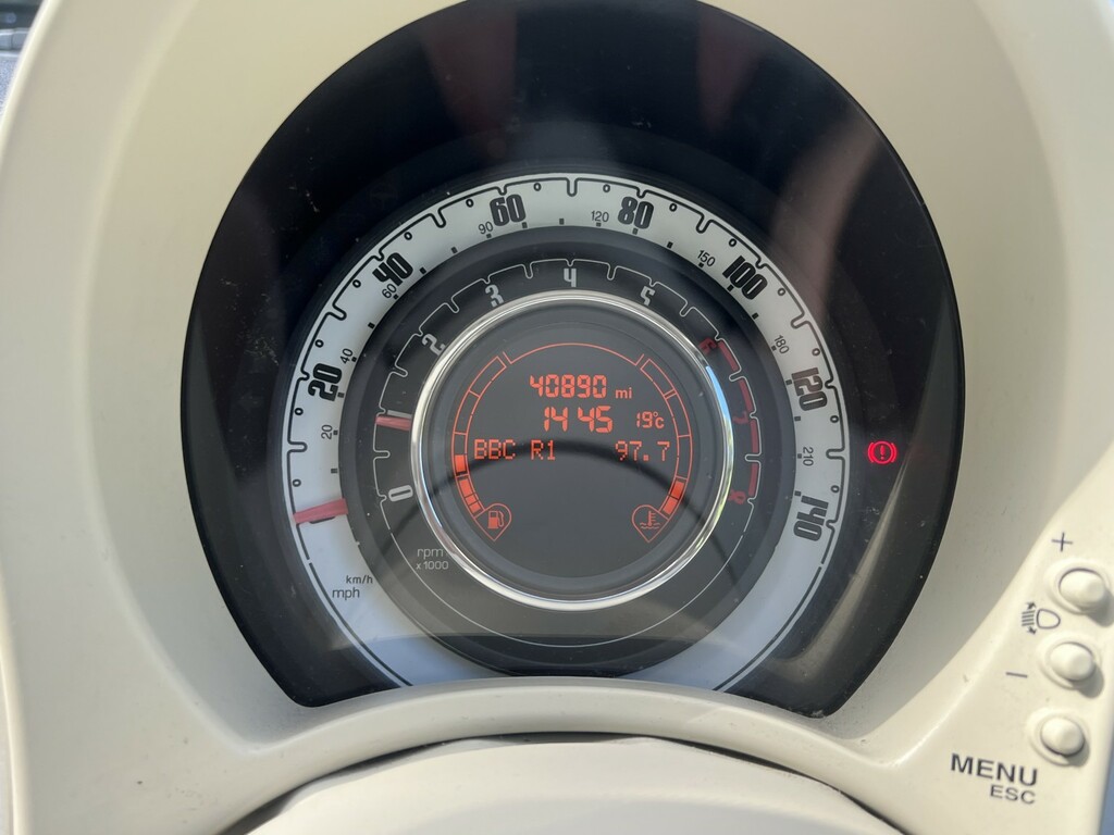Fiat 500 Hatchback 1.2 500 1.2 Lounge Start Stop 2011 White #4