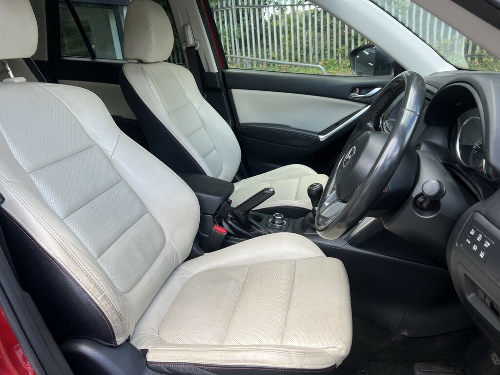 Mazda CX-5 2.2 Skyactiv-d Sport Red #2