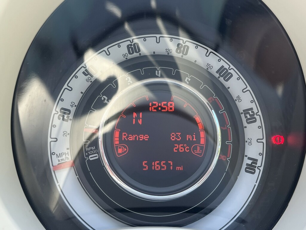 Fiat 500 Hatchback 0.9 500 Twinair 85Hp Lounge 2014 Red #4