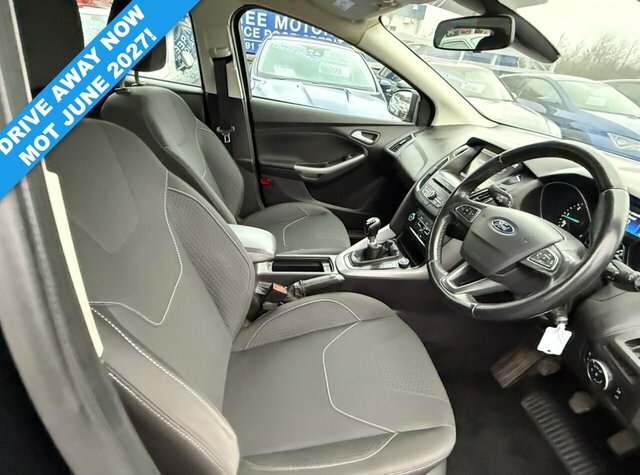 Ford Focus 1.5 Turbo Tdci Estate Zetec Black #2