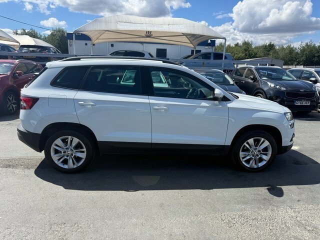 Skoda Karoq 1.5 Tsi Act Se Technology Suv Manu GM21SJO White #3