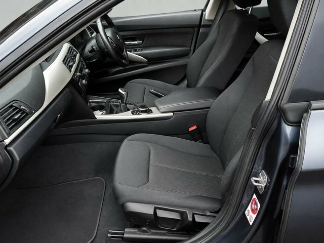 BMW 3 Series Gran Turismo 320D 2.0 Turbo Gran Turismo Se Edition Manu Grey #2