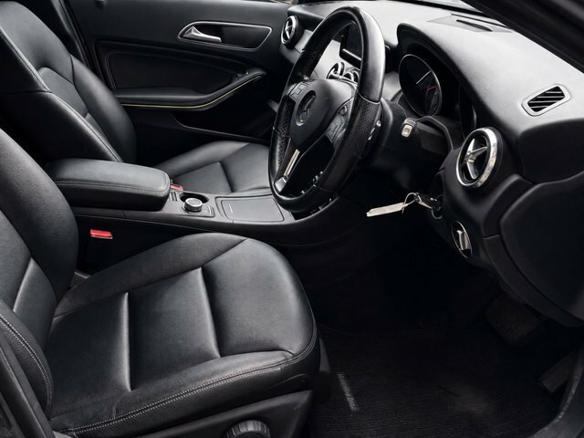 Mercedes-Benz GLA Class 7 Speed Dct Gla220 2.1 Turbo C Grey #2
