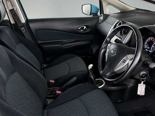 Nissan Note 1.2 Dig-s Acenta Premium Hatchback Blue #2