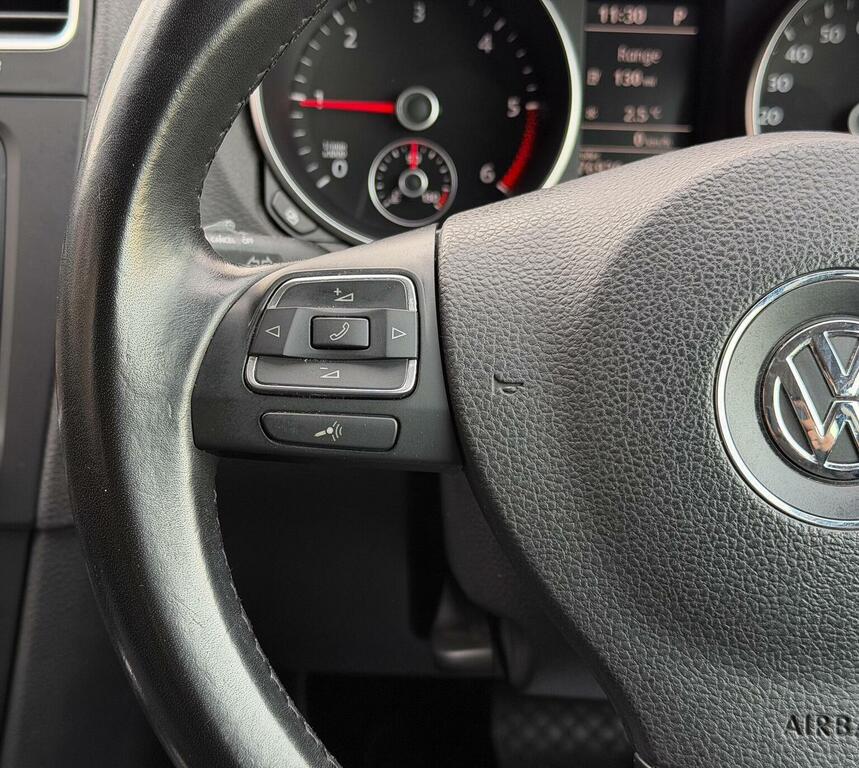 Volkswagen Golf 2.0 Tdi 140 Sportline 9 Services Sensors Black #10