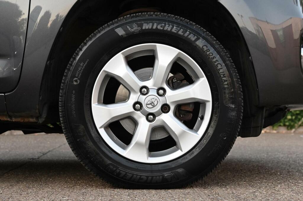 Toyota Rav 4 2.2 D-4d Xt-r Suv 4Wd Euro 5 15 Grey #15