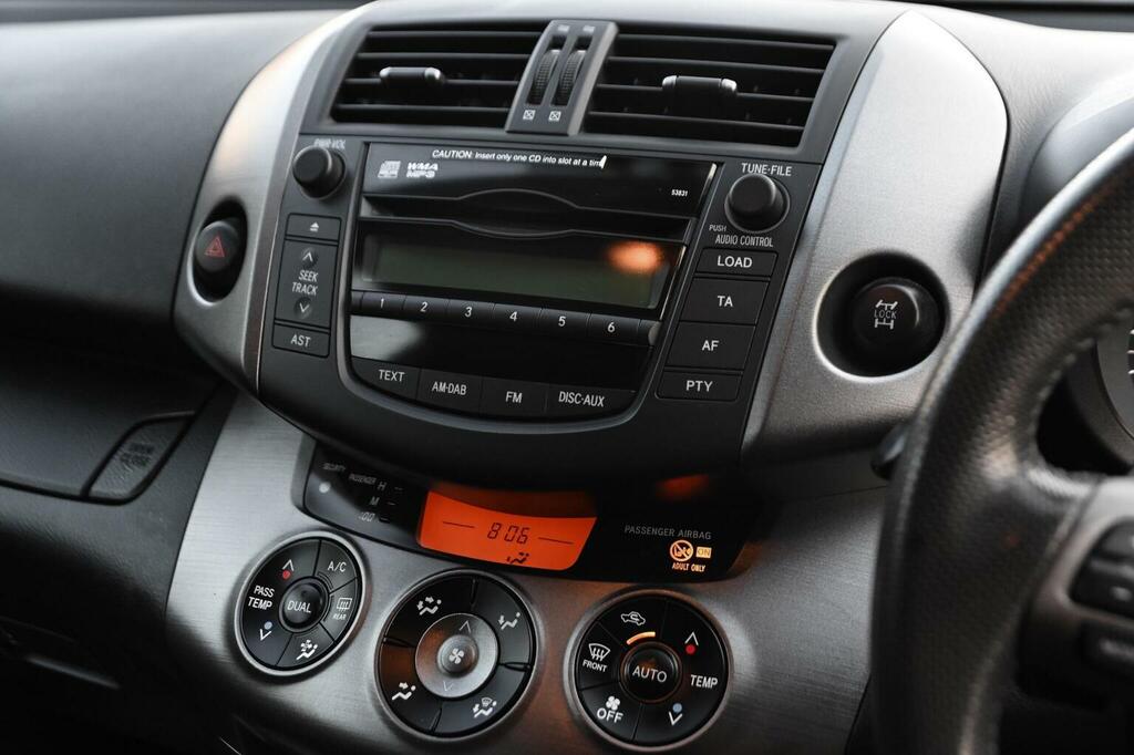 Toyota Rav 4 2.2 D-4d Xt-r Suv 4Wd Euro 5 15 Grey #40