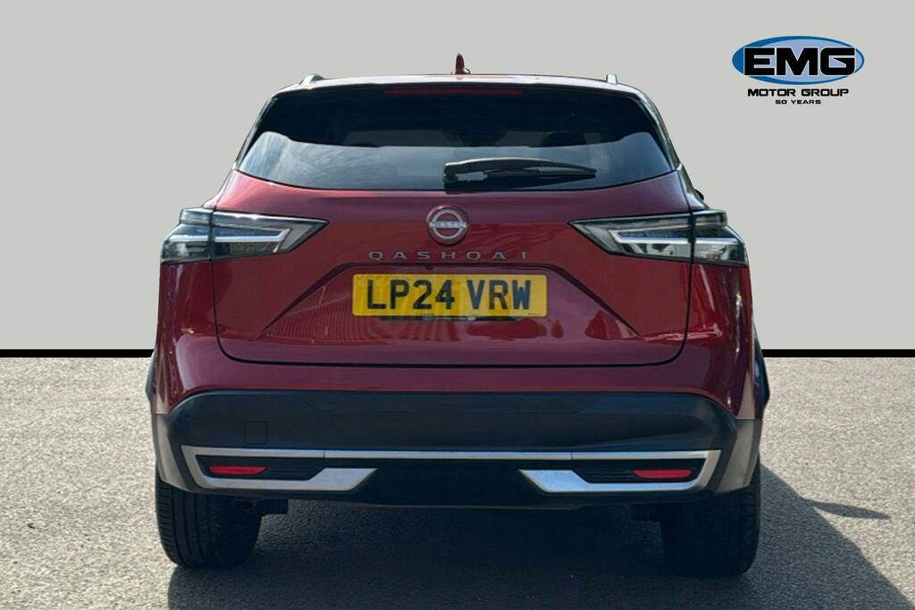 Nissan Qashqai 1.3 Dig T Mhev N Connecta Suv Hybrid Xt LP24VRW Red #5