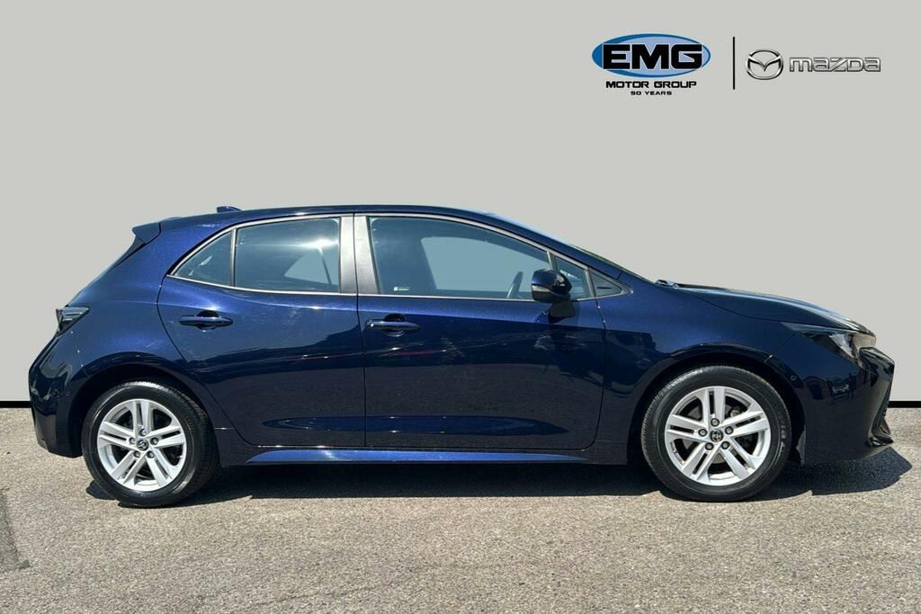 Toyota Corolla 1.8 Vvt H Gpf Icon Tech Hatchback Hybri LL72FKS Blue #3