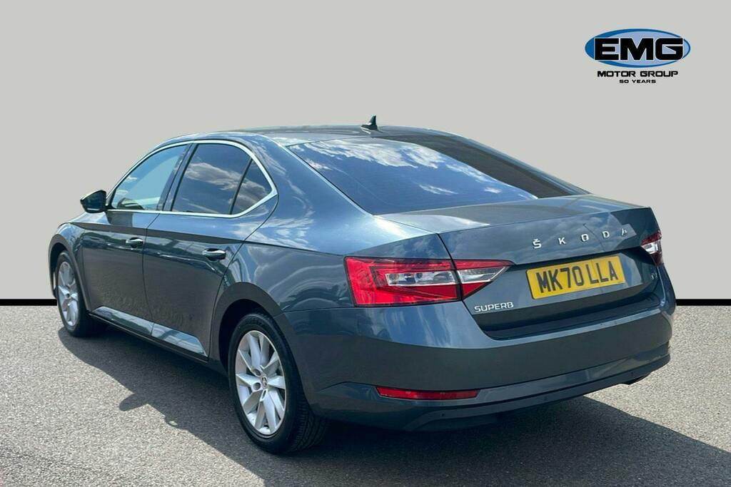 Skoda Superb 1.4 Tsi Iv 13Kwh Se Technology Hatchback Petro MK70LLA Grey #4