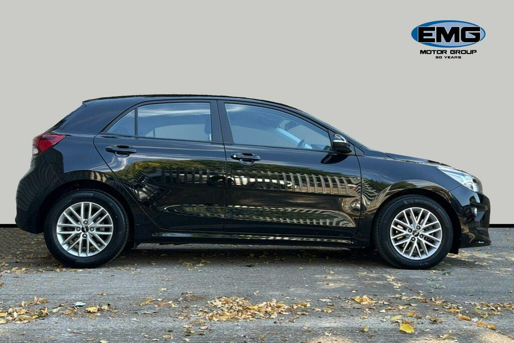 Kia RIO 1.2 2 Hatchback Ss Black #3