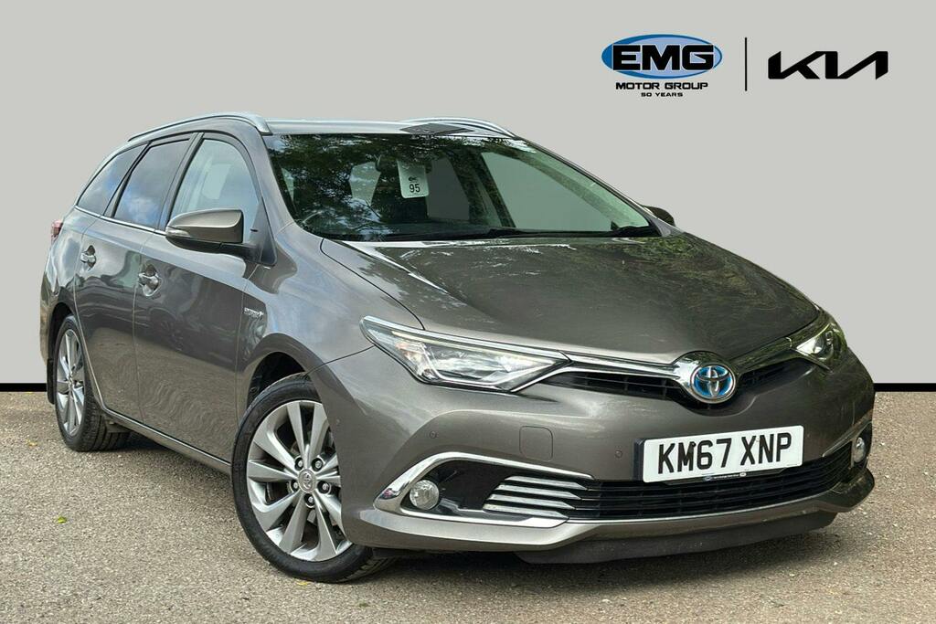 Toyota Auris 1.8 Vvt H Excel Touring Sports Hybrid C KM67XNP Brown
