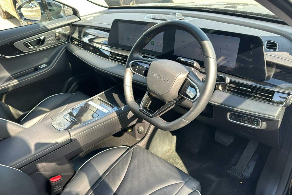 Omoda E5 5 150Kw Comfort 61Kwh Estate Green #9