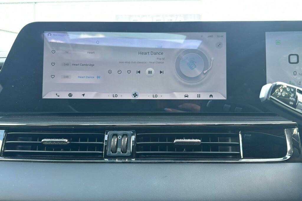 Omoda E5 5 150Kw Comfort 61Kwh Estate Green #19