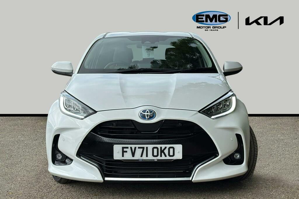 Toyota Yaris 1.5 Vvt H Excel Hatchback Hybrid E Cvt White #2