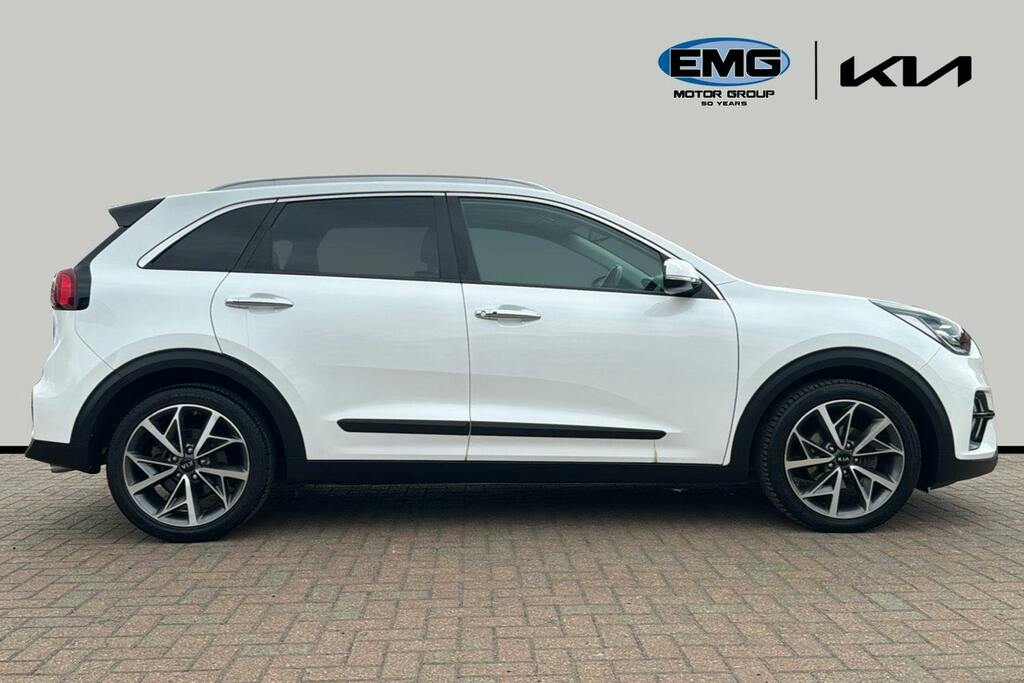 Kia Niro 1.6 Gdi 4 Suv Hybrid Dct Ss White #3