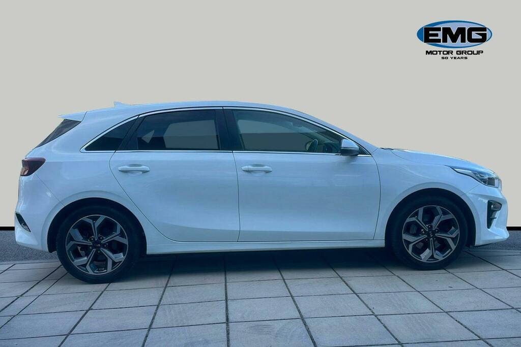 Kia Ceed 1.0 T Gdi 3 Hatchback Ss White #3