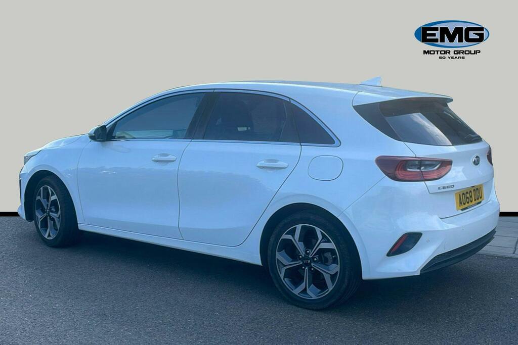 Kia Ceed 1.0 T Gdi 3 Hatchback Ss White #4