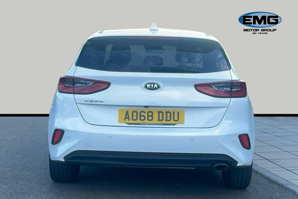 Kia Ceed 1.0 T Gdi 3 Hatchback Ss White #5