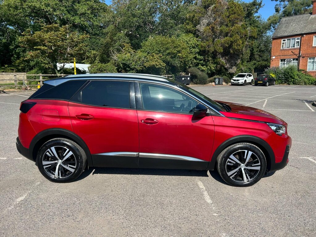 Peugeot 3008 1.5 Bluehdi Allure Euro 6 Ss Red #3