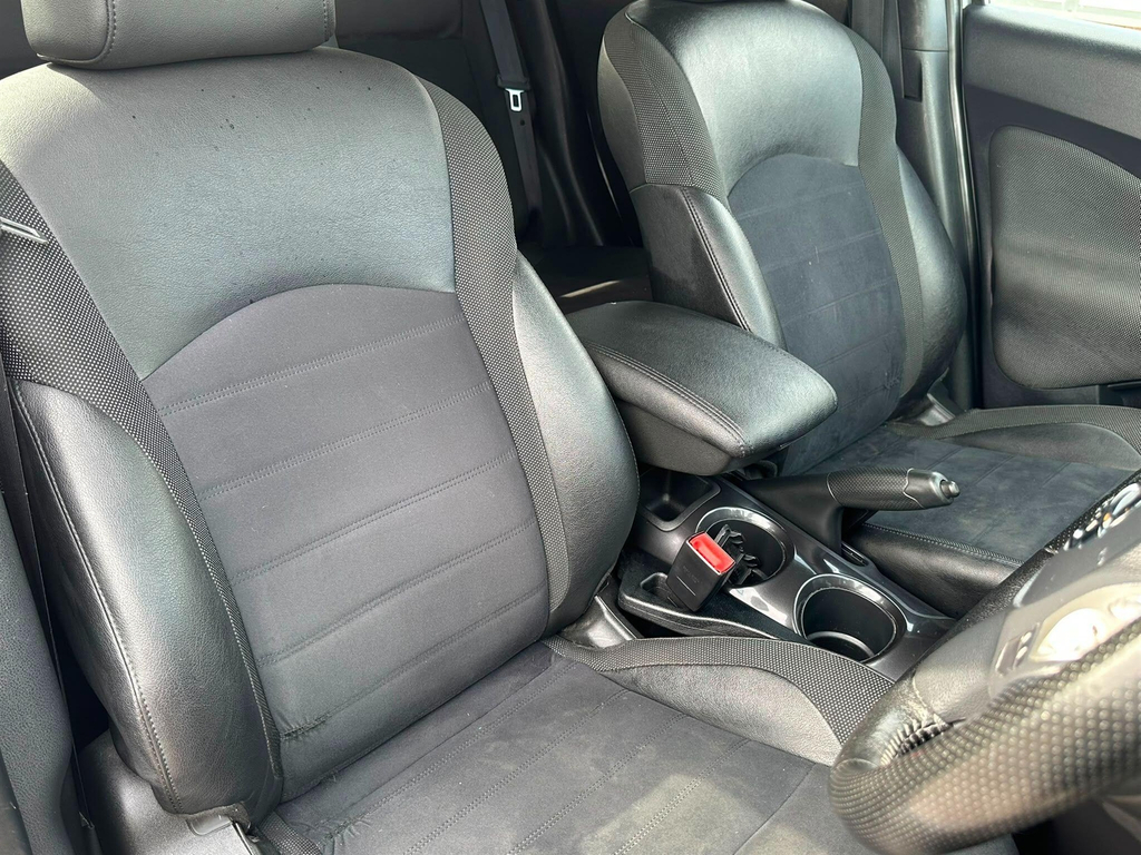Nissan Juke 1.6 Bose Personal Edition Xtronic 112 Bhp Blue #21