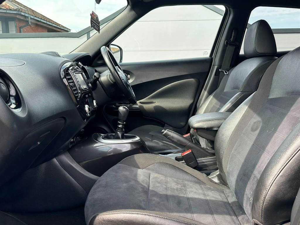 Nissan Juke 1.6 Bose Personal Edition Xtronic 112 Bhp Blue #26