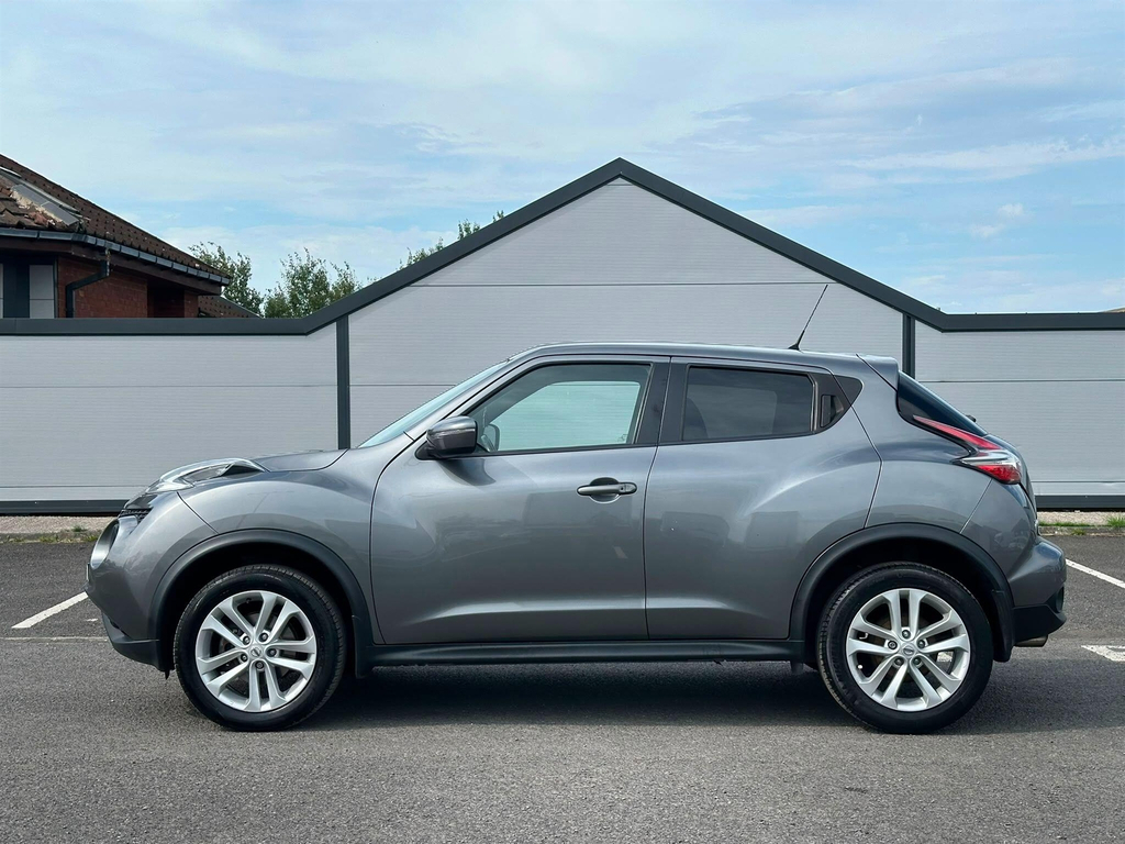 Nissan Juke 1.6 Bose Personal Edition Xtronic 112 Bhp Blue #9