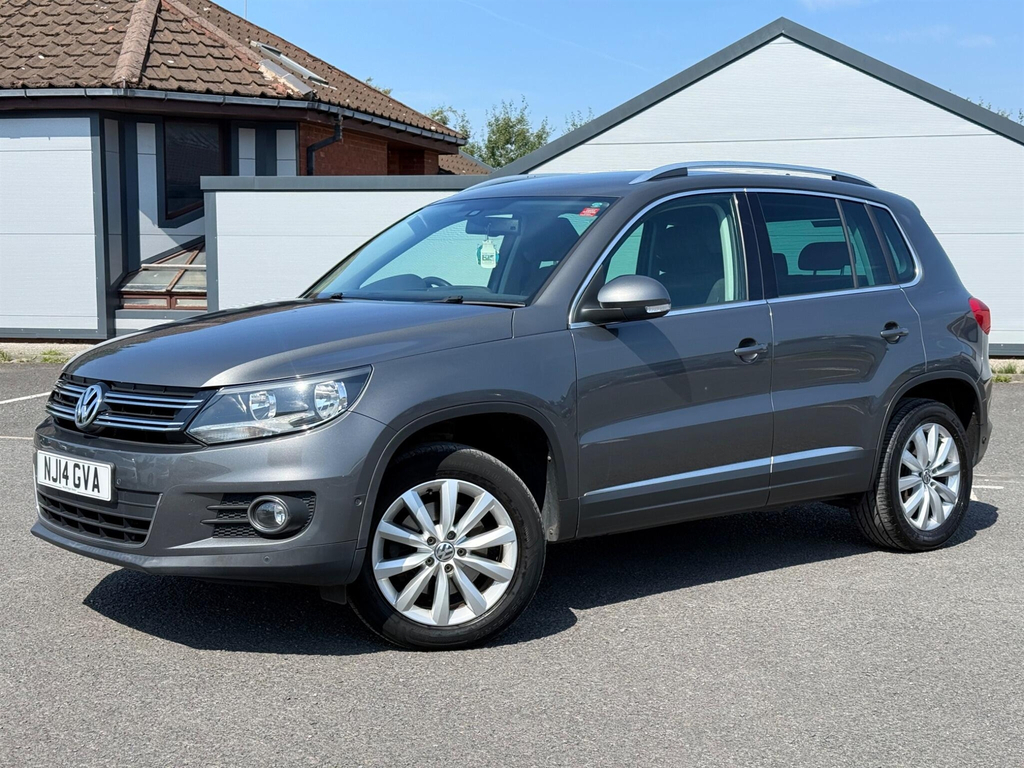 Volkswagen Tiguan Tiguan R Line Tdi Bluemotion Technology 4Motion S- White #7