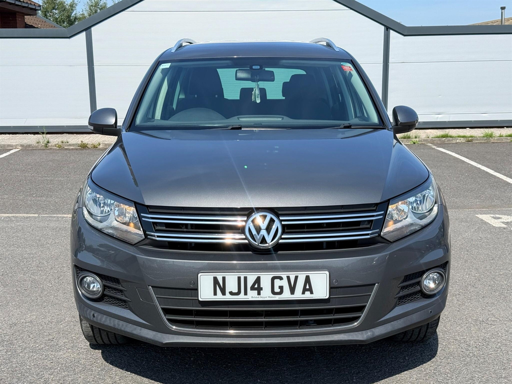 Volkswagen Tiguan Tiguan R Line Tdi Bluemotion Technology 4Motion S- White #2