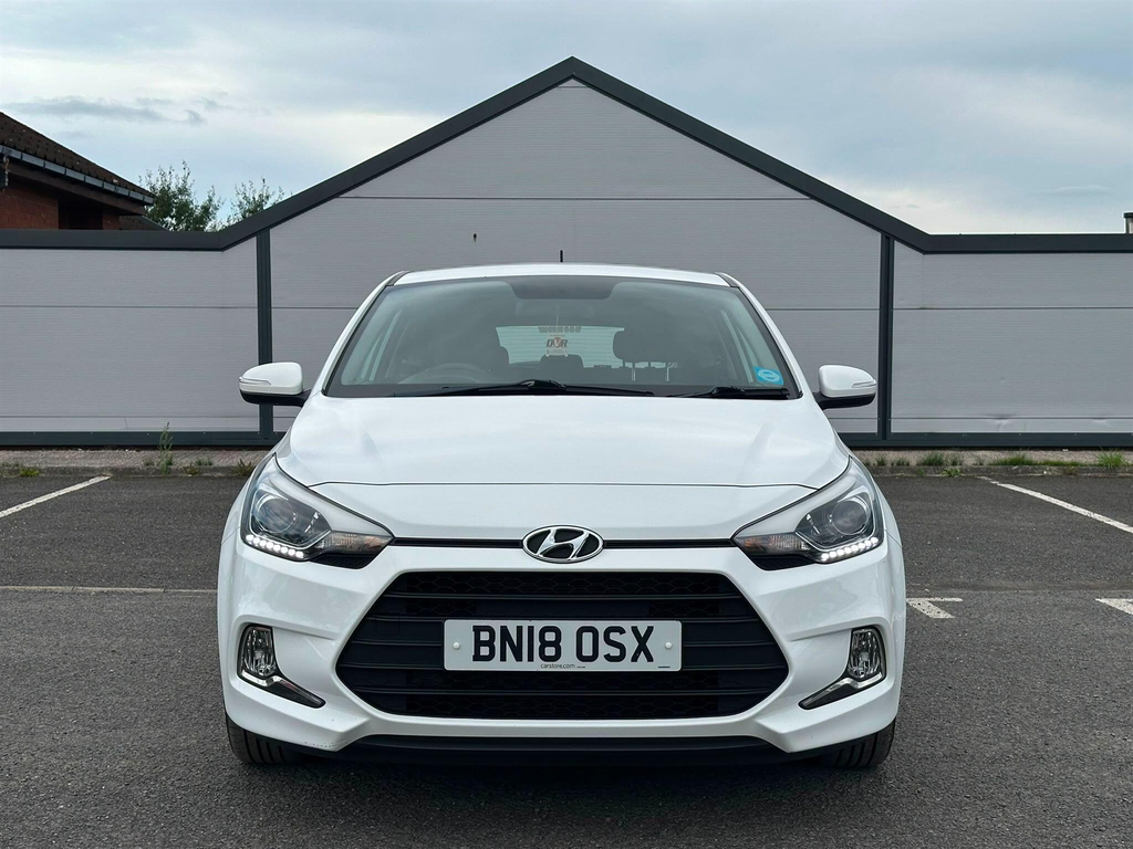 Hyundai I20 1.2 Se Euro 6 White #6