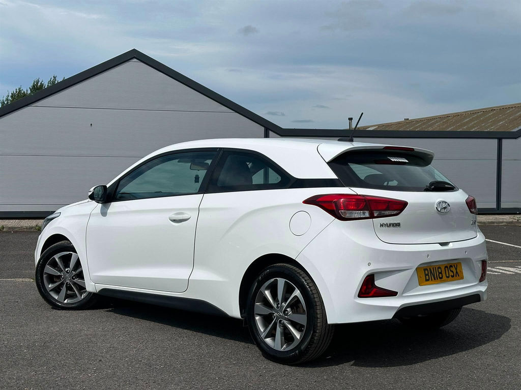 Hyundai I20 1.2 Se Euro 6 White #4