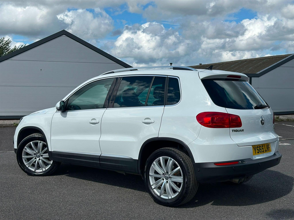 Volkswagen Tiguan 2.0 Tdi Bluemotion Tech Match Edition 4Wd Euro 6 YS65LKF #4