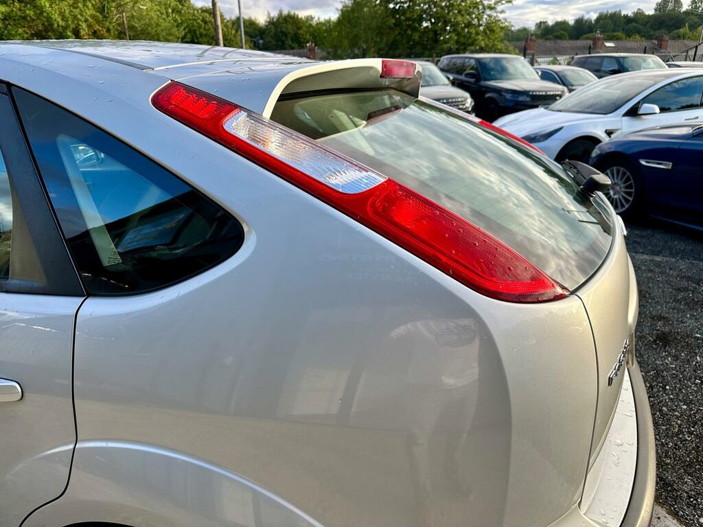 Ford Focus St-2 2.5 Turbo Spec-white-2 Keys-fsh-lovely Little White #23