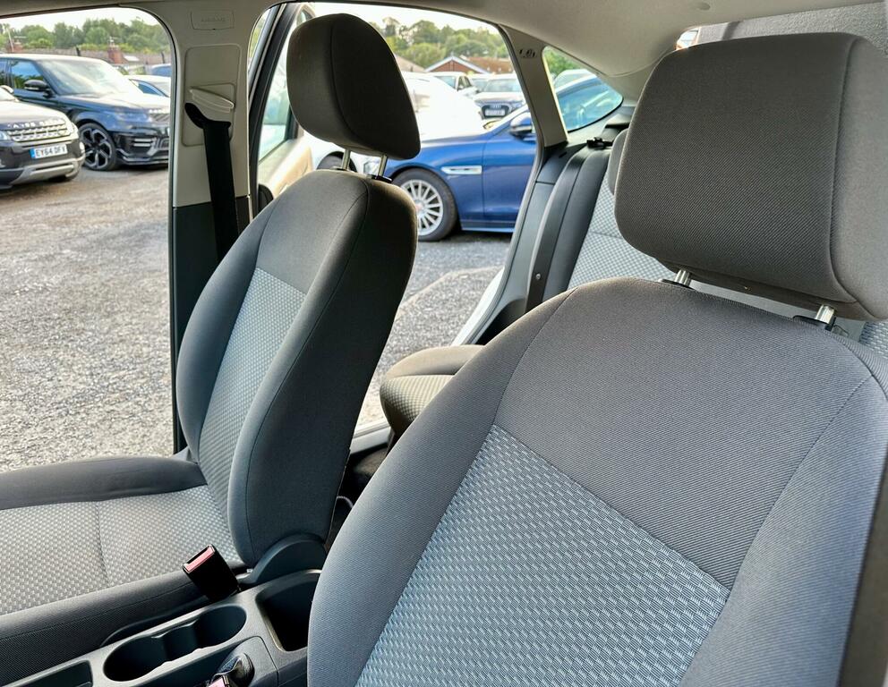 Ford Focus St-2 2.5 Turbo Spec-white-2 Keys-fsh-lovely Little White #21