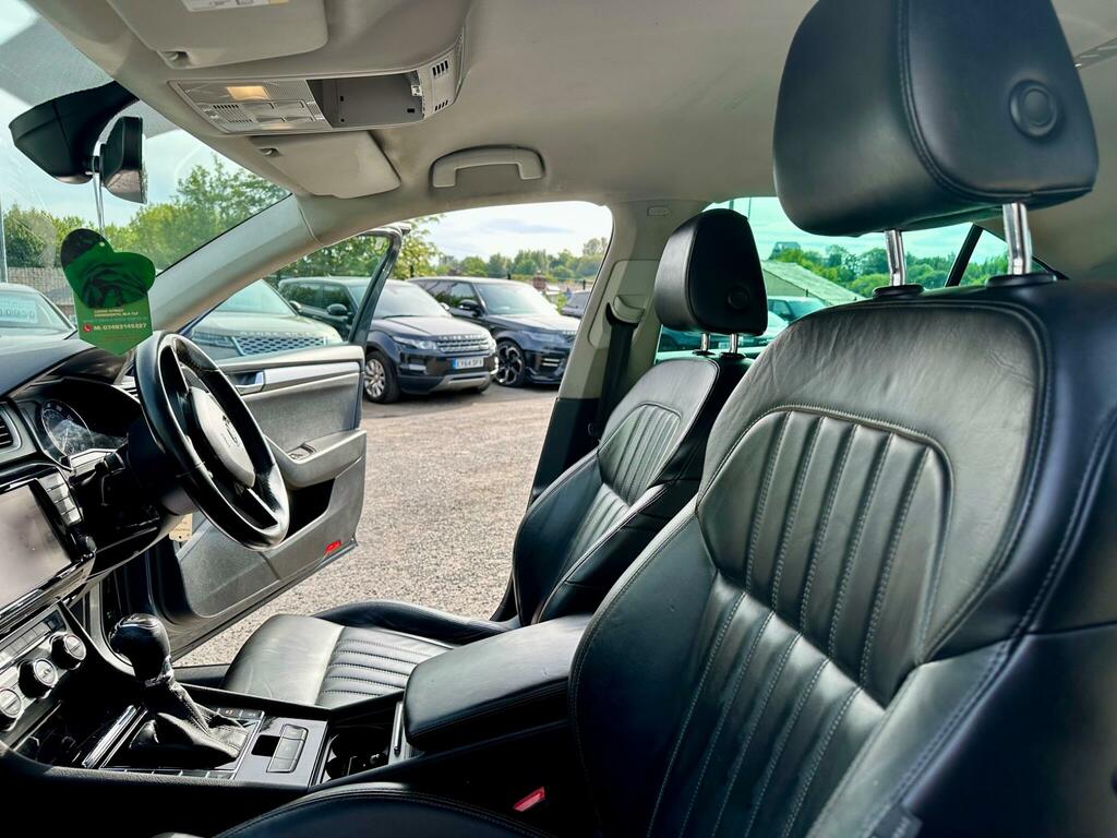 Skoda Superb Estate 2.0 Tdi Se L Executive Dsg 6Spd 4Wd Eu Beige #22