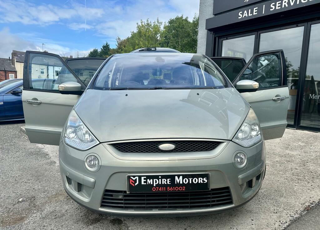 Ford S-Max Titanium Silver #2