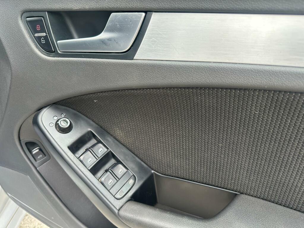 Audi A4   #12