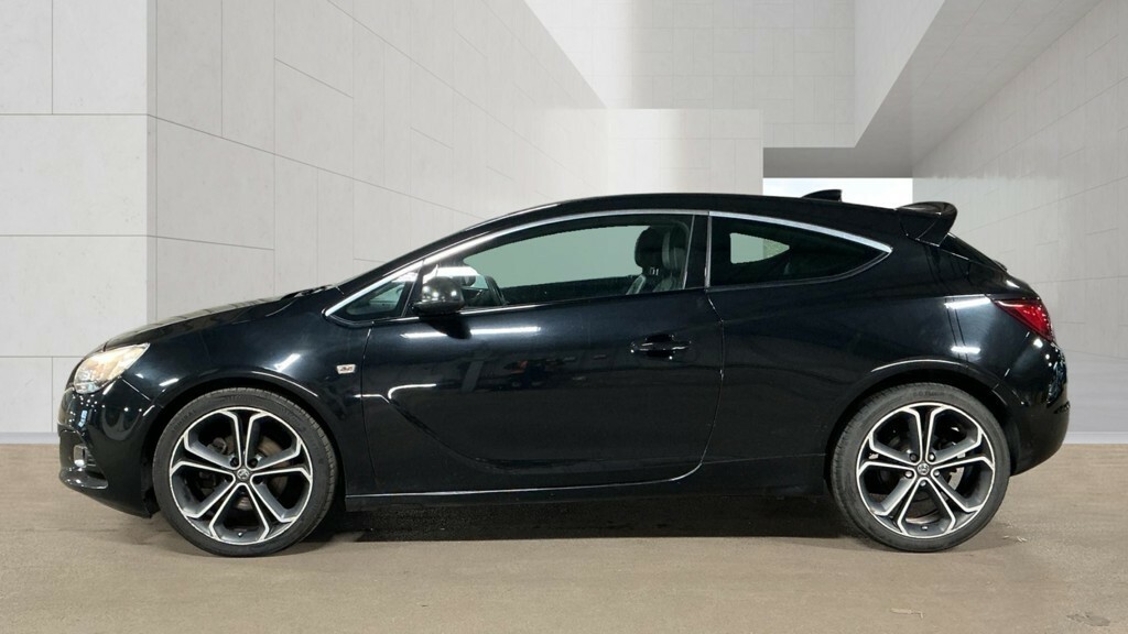 Vauxhall Astra GTC Coupe 1.4 I Turbo Limited Edition 201767 Black #6