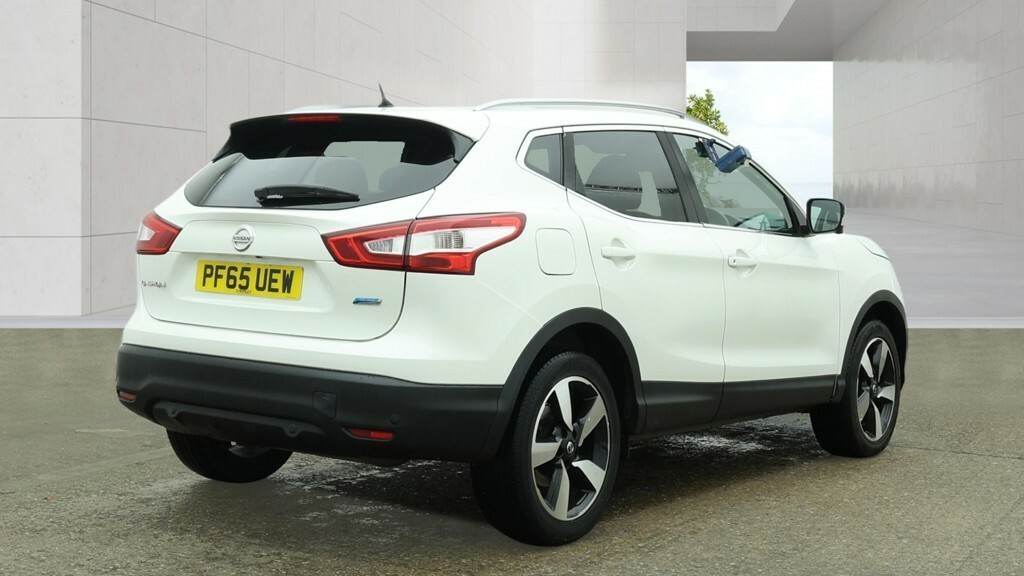 Nissan Qashqai 1.5 Dci N-tec White #3