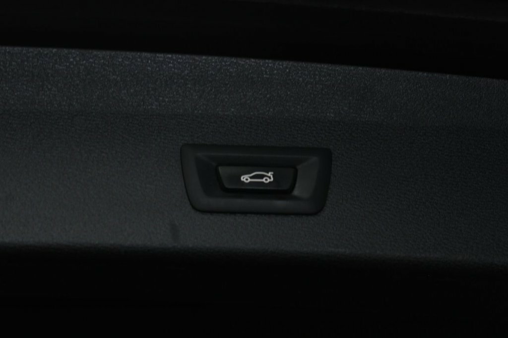 BMW X1 2L Xline Black #5