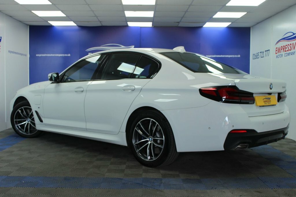 BMW 5 Series 2L M Sport White #3
