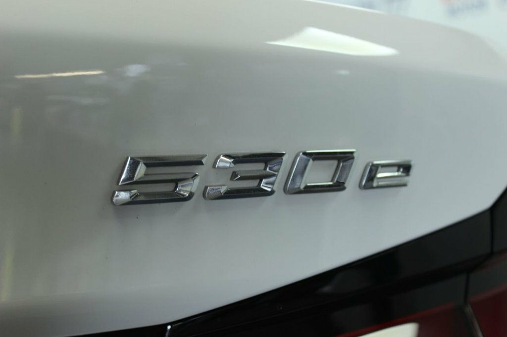 BMW 5 Series 2L M Sport White #2