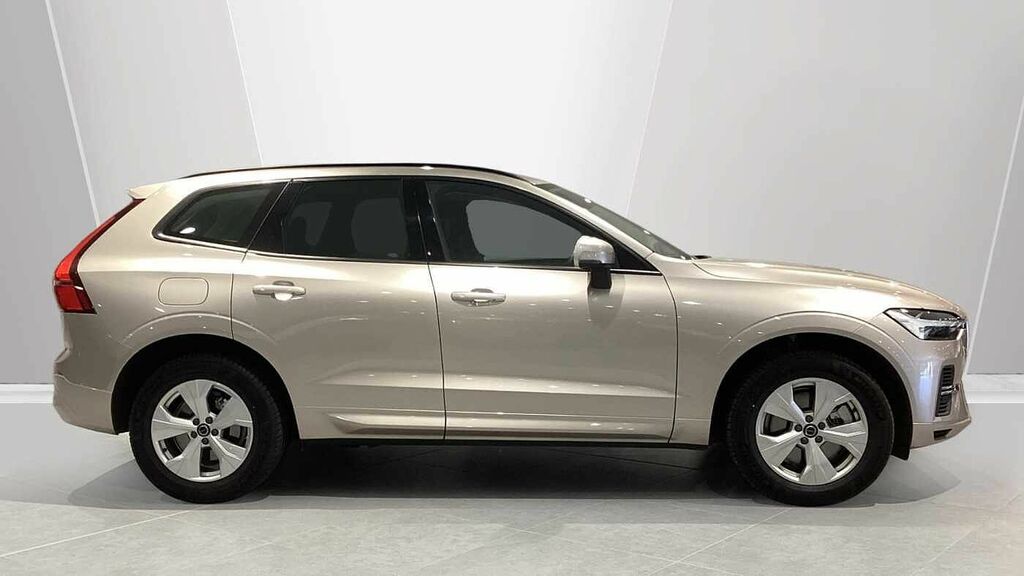 Volvo XC60 Core, T6 Awd Plug-in Hybrid, LR75KYG #3