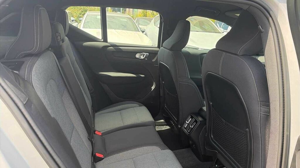 Volvo XC40 Plus, B3 Mild Hybrid, Dark ML73FYE Silver #6