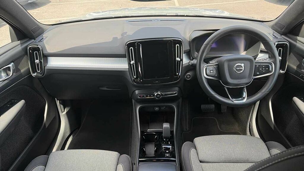 Volvo XC40 Plus, B3 Mild Hybrid, Dark ML73FYE Silver #5