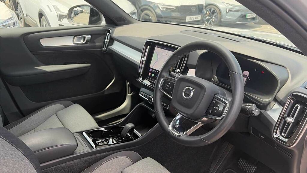 Volvo XC40 Plus, B3 Mild Hybrid, Dark ML73FYE Silver #4